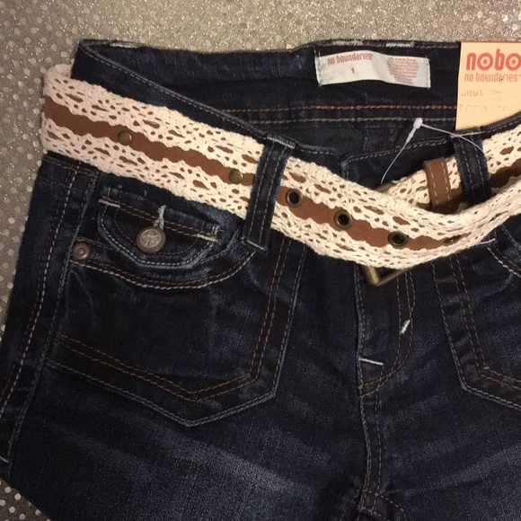 ✨New✨Jean shorts with belt - Picture 4 of 4